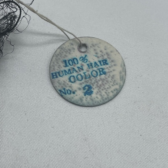 Vintage 1960s  Chignon 100% Human Hair In Original Round Box - Picture 4 of 6